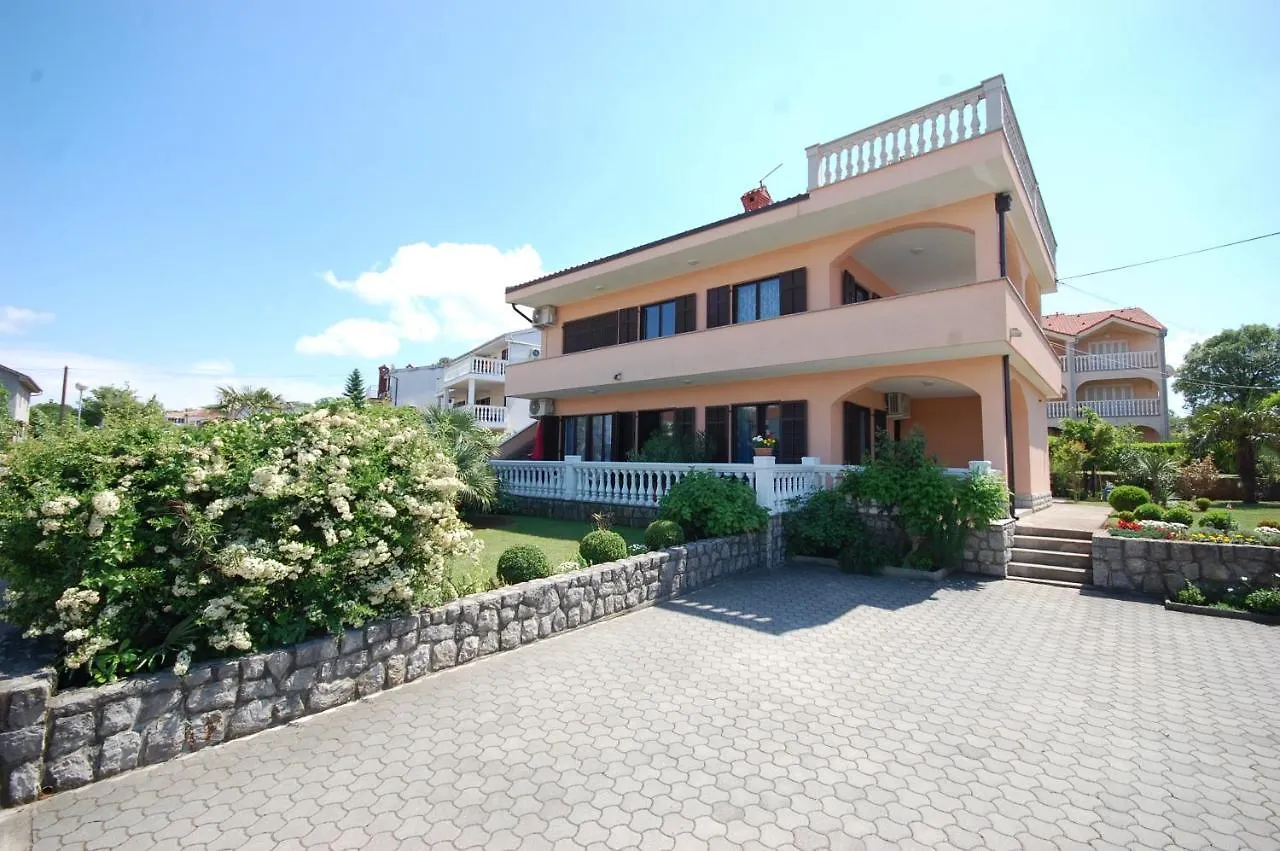 נייביצה Apartments Andrea By El-Pi Tours קרואטיה