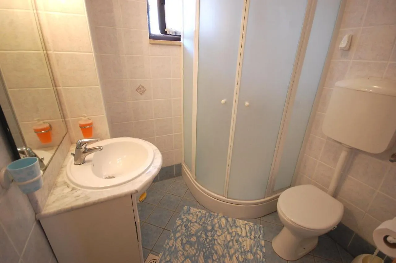 נייביצה Apartments Andrea By El-Pi Tours 0*,  קרואטיה