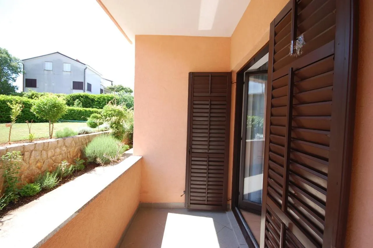 נייביצה Apartments Andrea By El-Pi Tours